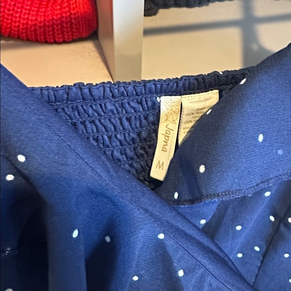 Japna navy/white polka dot adjustable strap v neck smocked romper size M - Picture 2 of 3